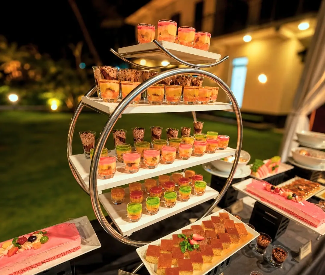 Dessert ring tower